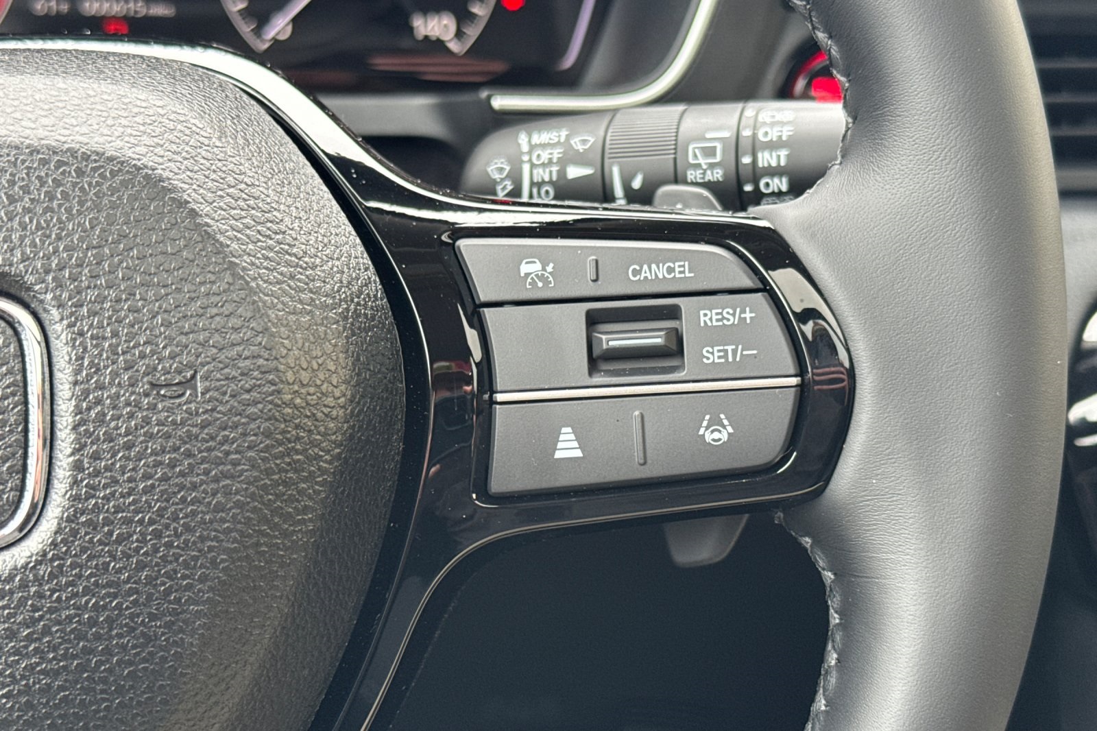 2025 Honda Pilot Touring photo 27