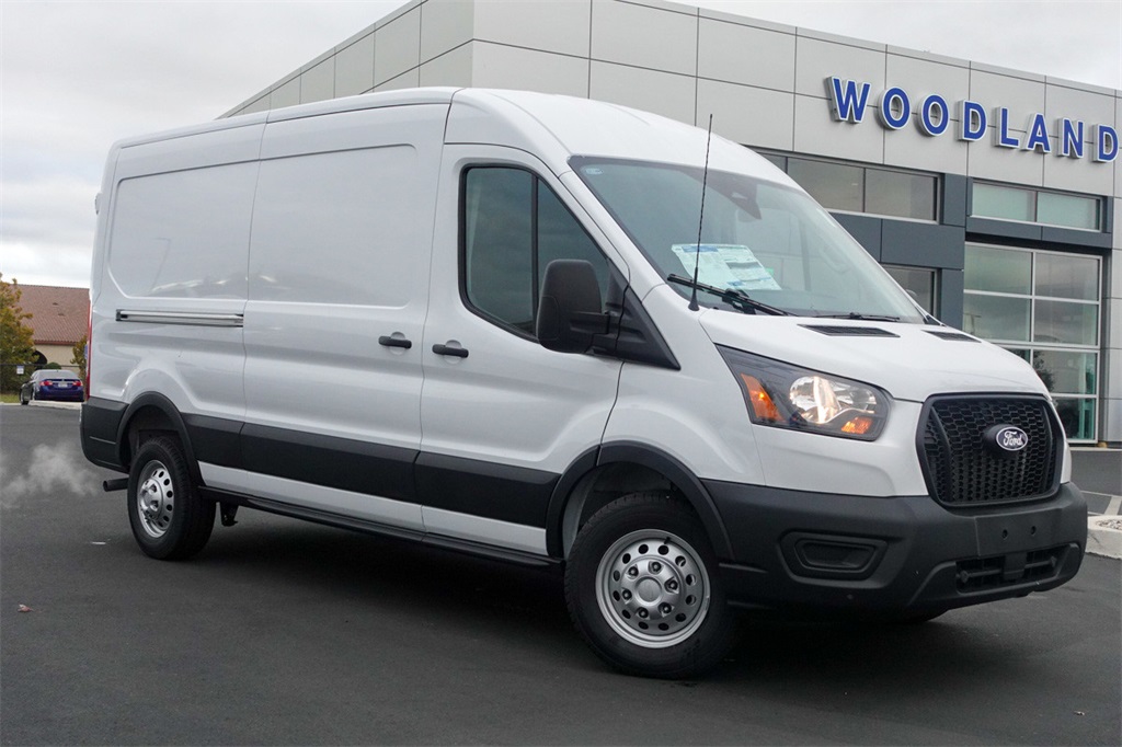 2026 Ford Transit Cargo photo 2