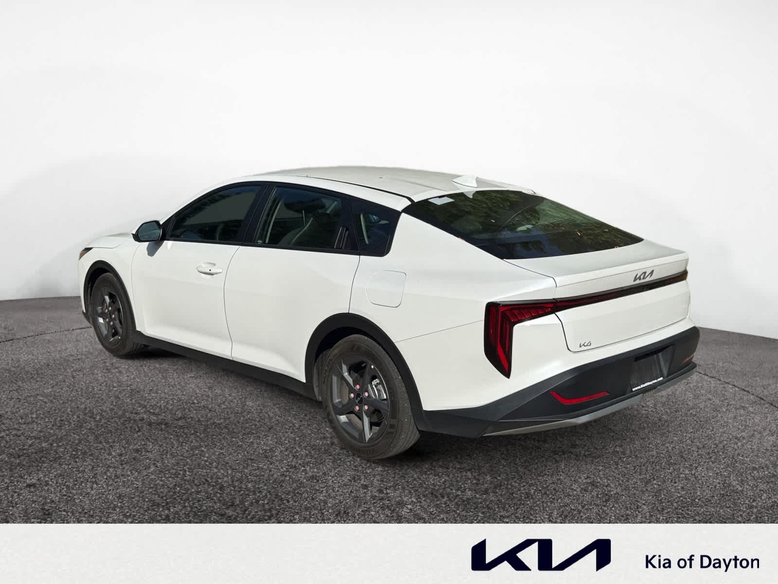 2025 Kia K4 LXS photo 3