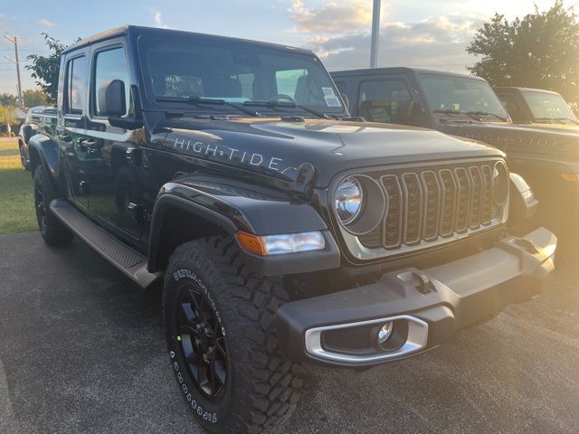 2025 Jeep Gladiator High Tide's photo