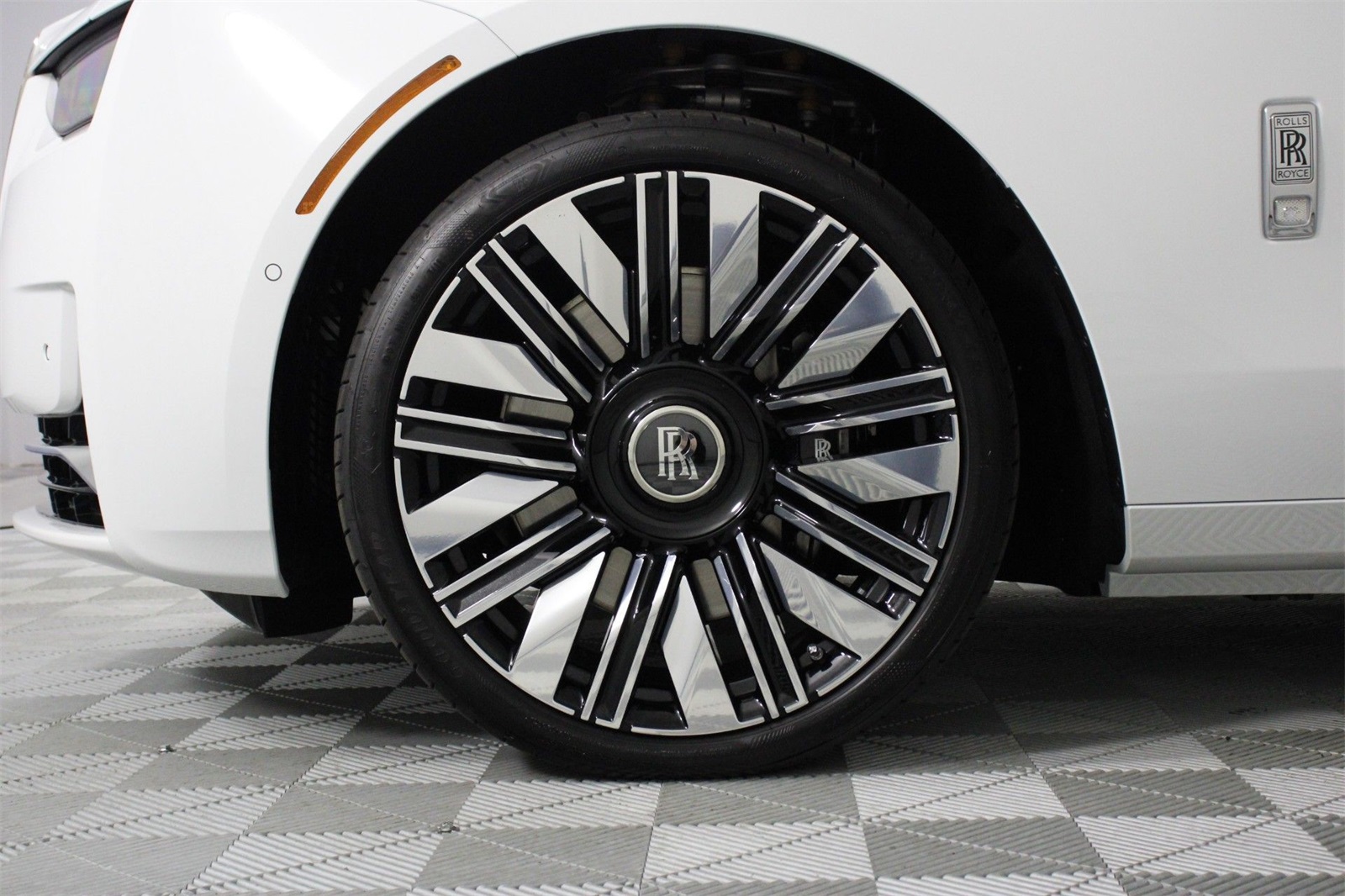 2025 Rolls Royce Ghost RR photo 14