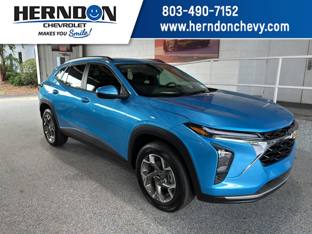 2025 Chevrolet Trax LT's photo