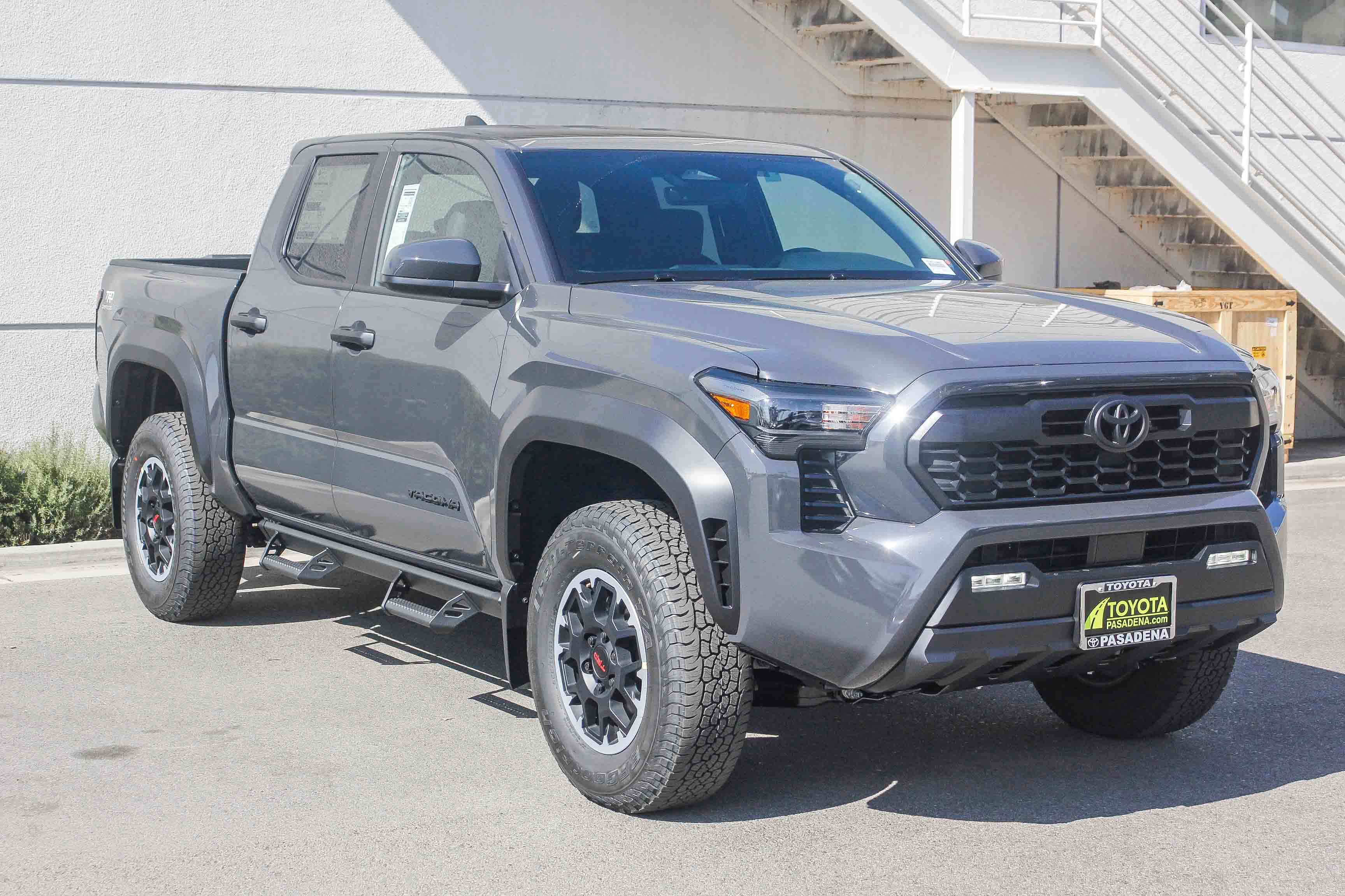 2025 Toyota Tacoma TRD Off-Road 4x4 Double Cab photo 4