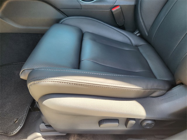 2025 Subaru Outback Touring XT photo 17