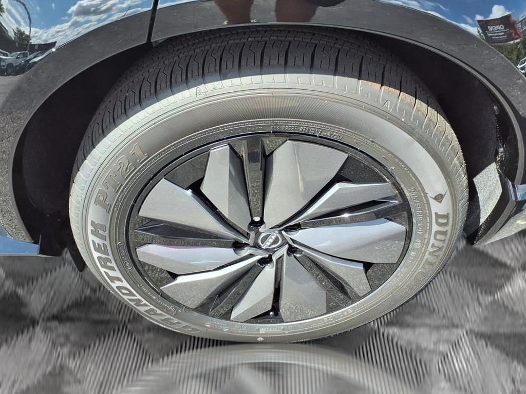 2025 Nissan ARIYA Engage Evolve+ Empower photo 14
