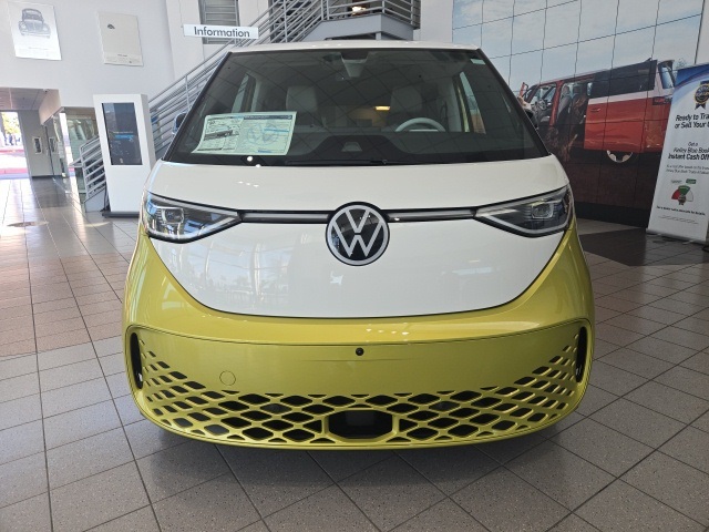 2025 Volkswagen ID. Buzz photo 2
