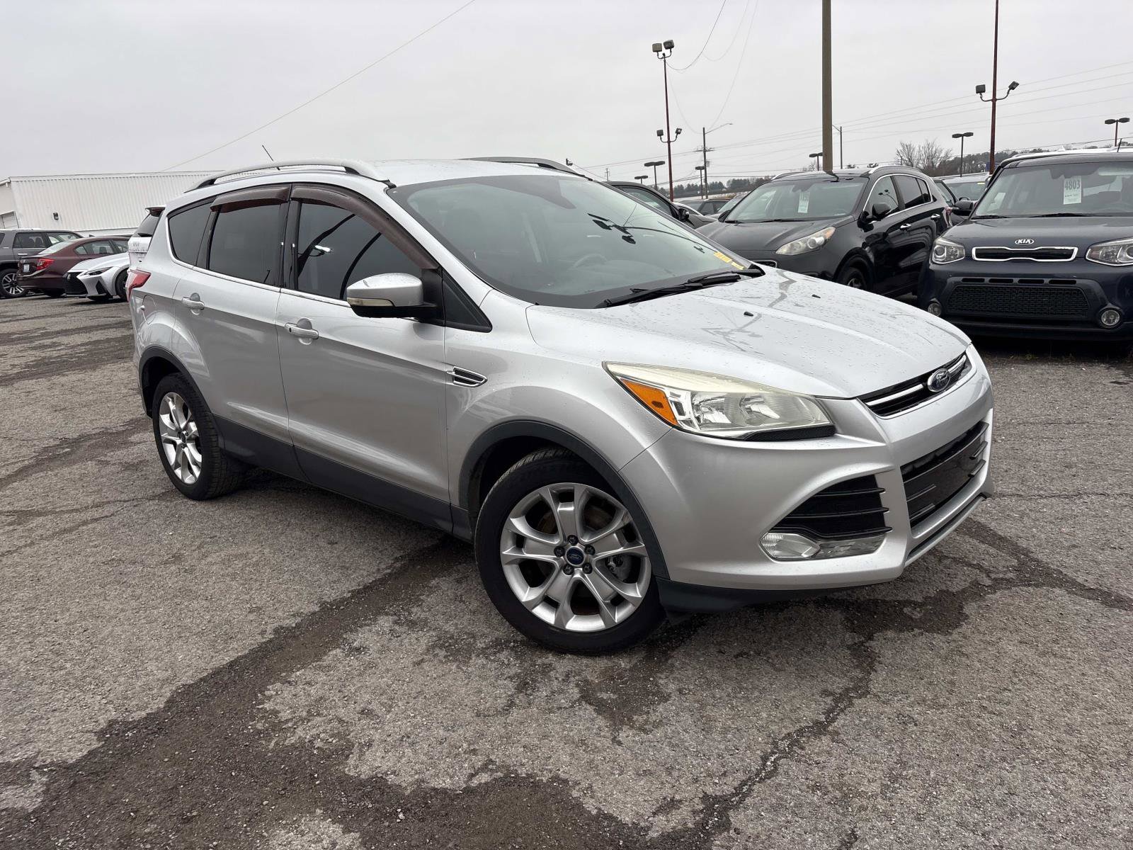 2015 Ford Escape Titanium's photo
