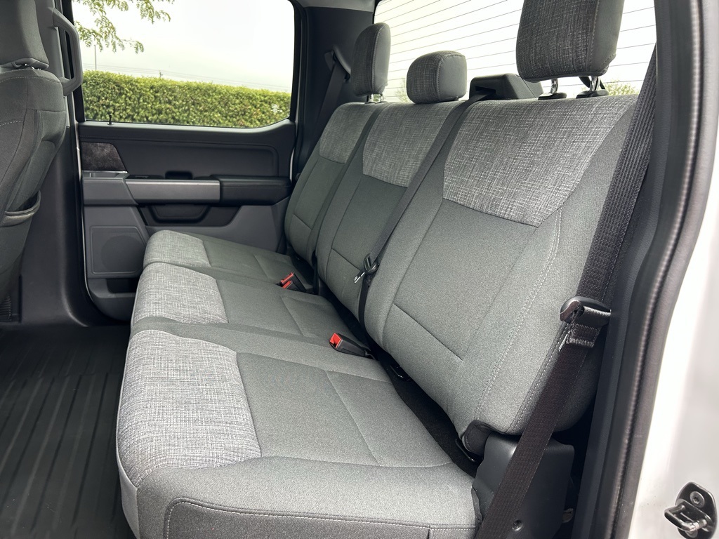 2023 Ford F-150 XLT photo 24