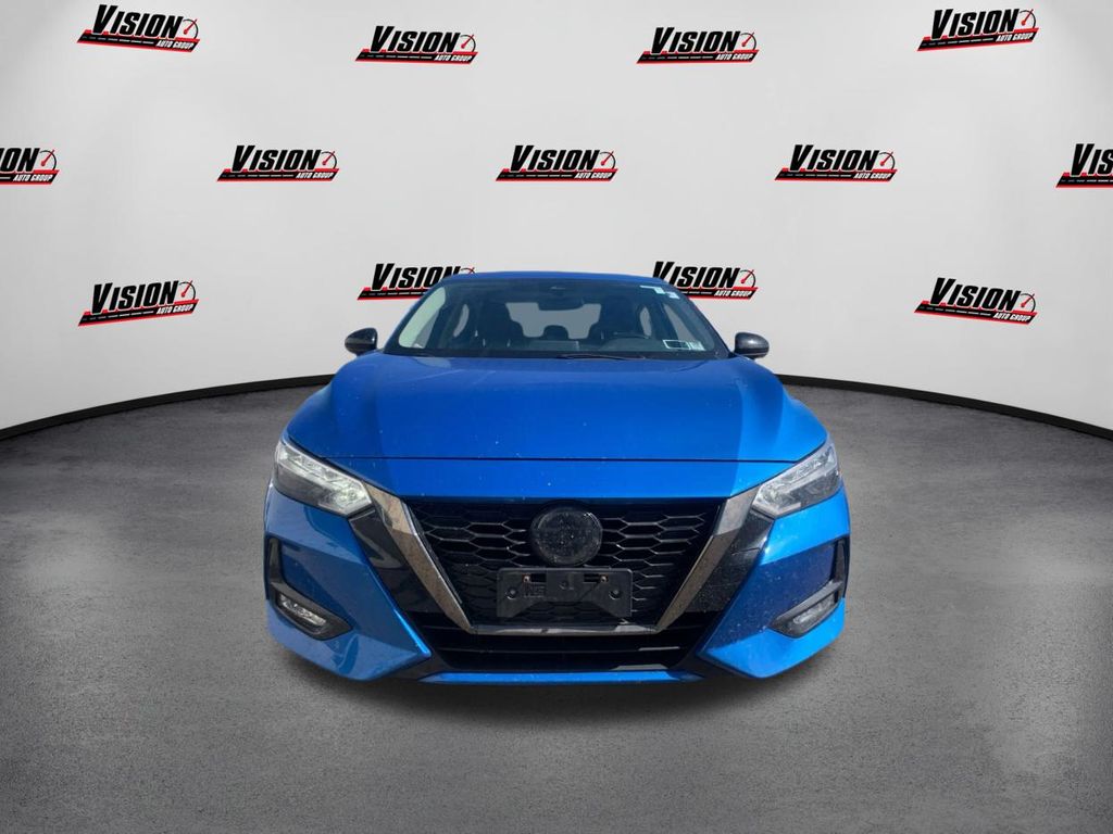 2021 Nissan Sentra SR photo 2