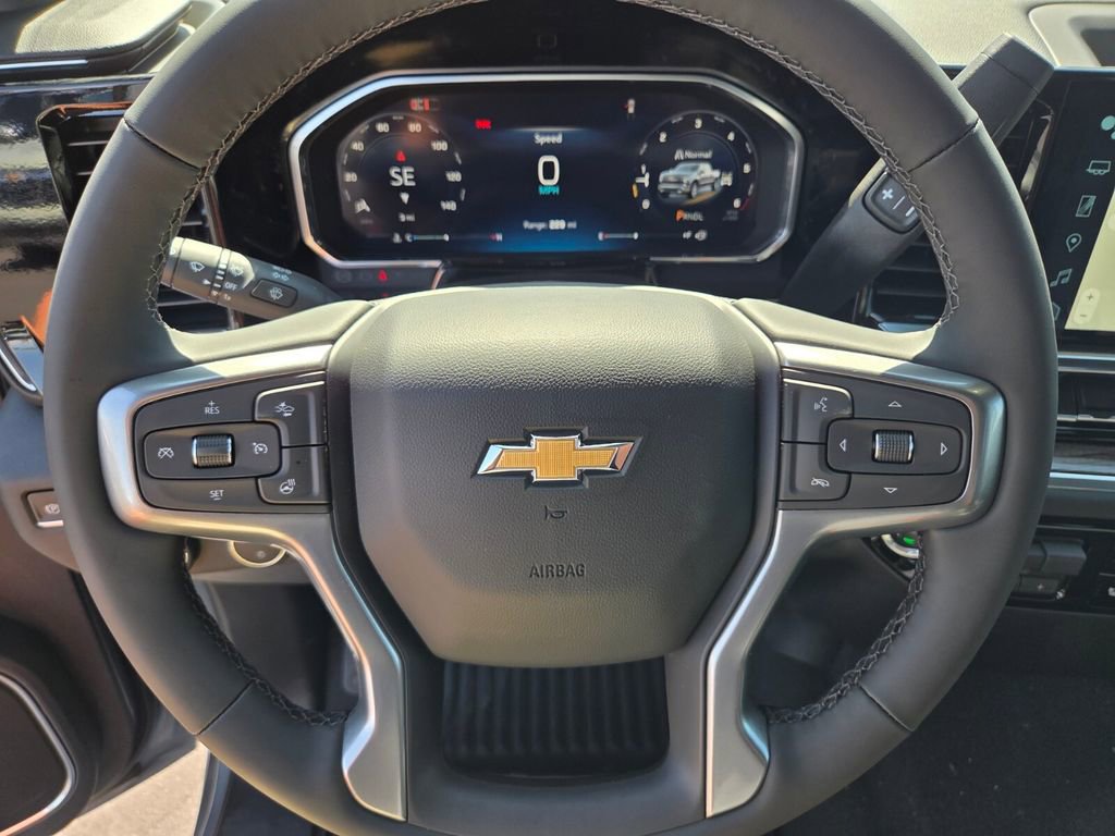 2026 Chevrolet Silverado 1500 LT photo 10