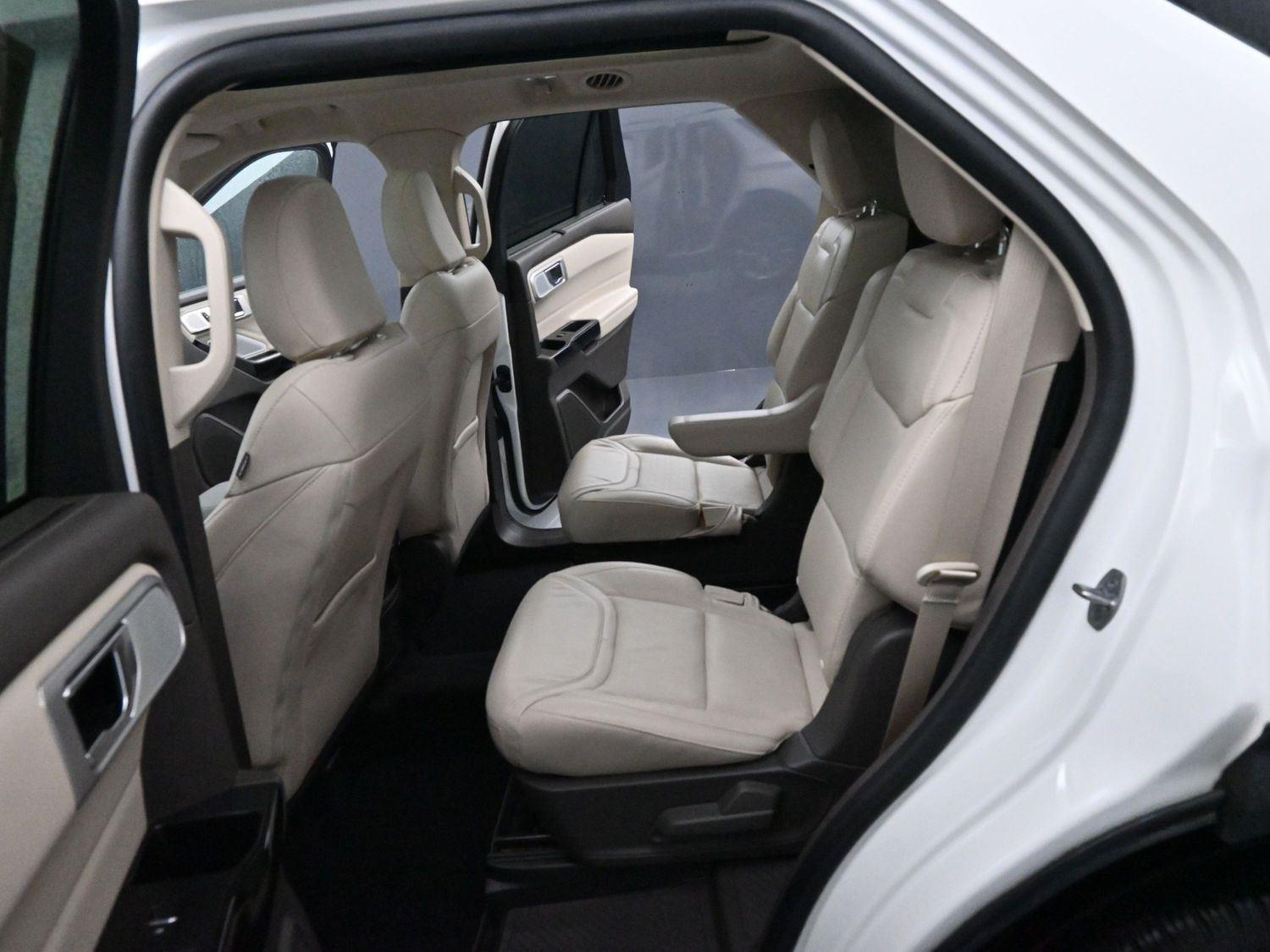 2022 Ford Explorer Platinum photo 27