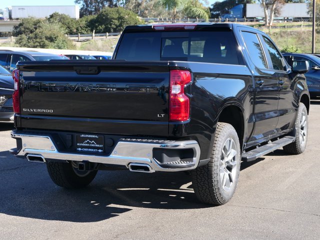 2026 Chevrolet Silverado 1500 LT photo 3