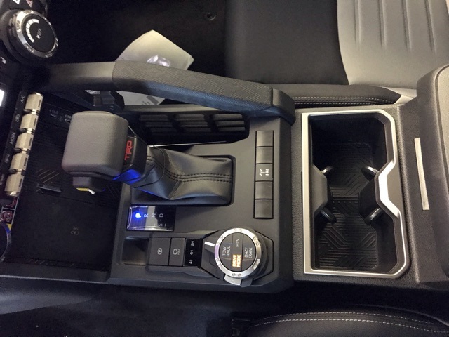 2025 Toyota Tacoma TRD Off-Road Double Cab photo 17