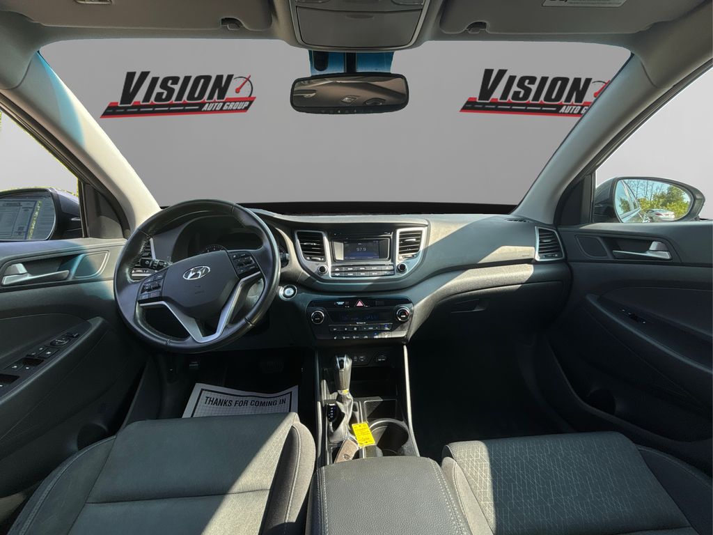 2017 Hyundai Tucson Value photo 27