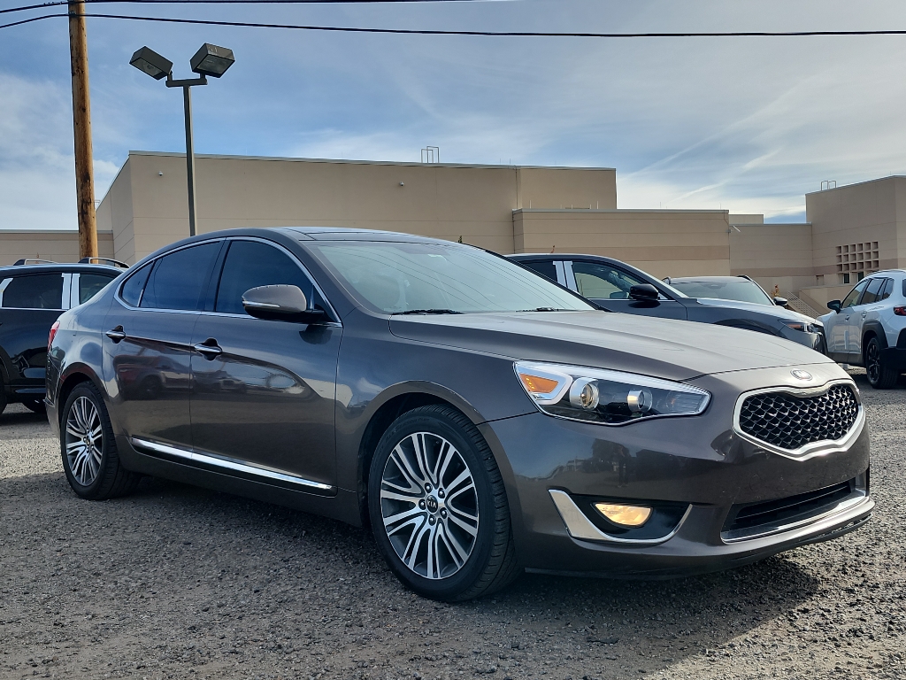 2015 Kia Cadenza Premium photo 3
