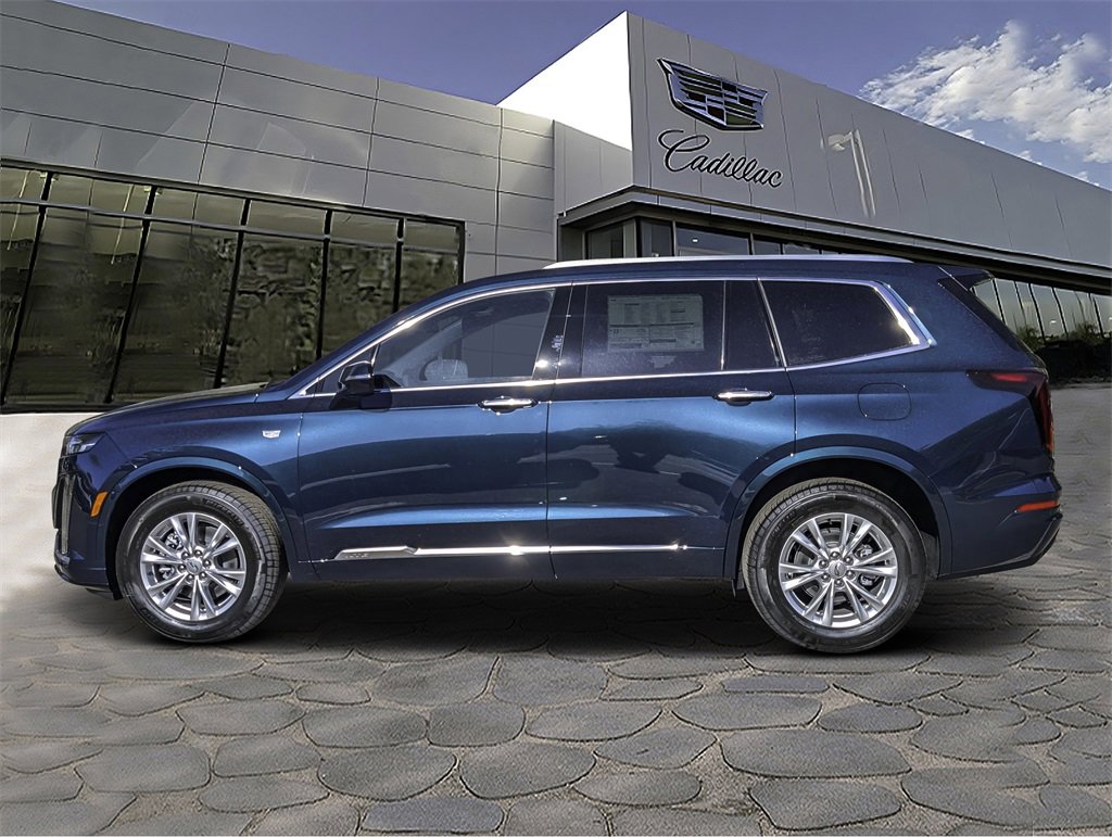 2025 Cadillac XT6 Luxury photo 2