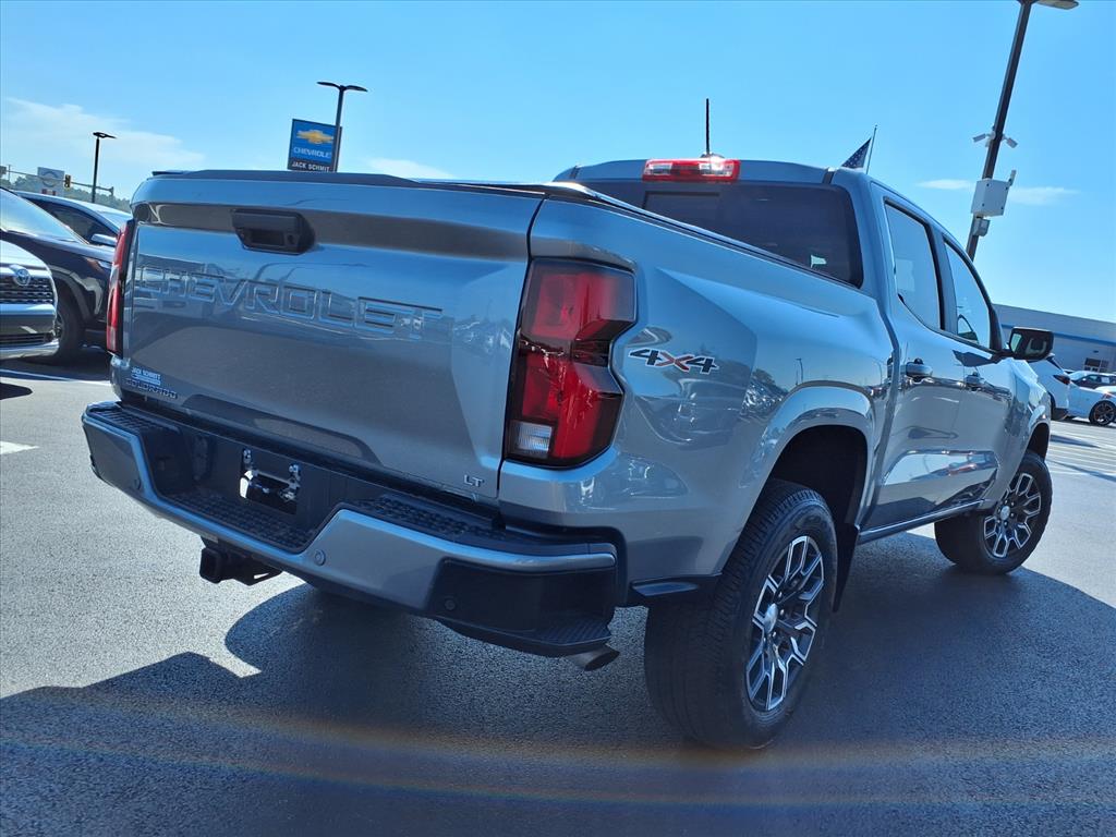 2024 Chevrolet Colorado LT photo 25
