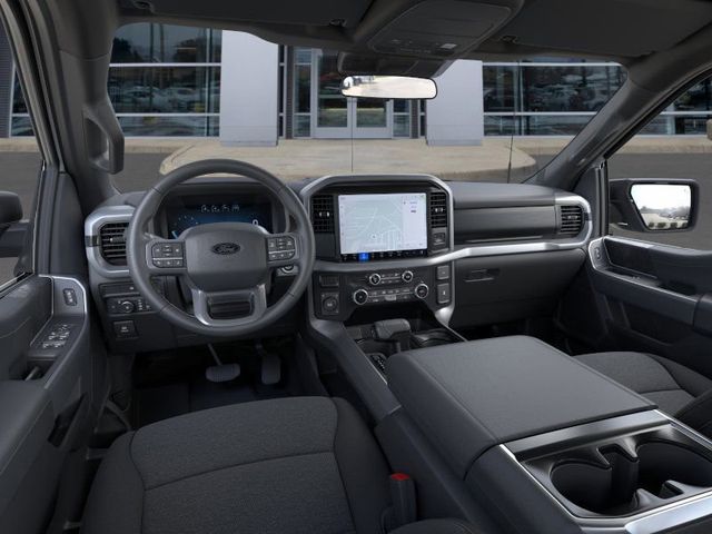 2025 Ford F-150 XLT photo 9