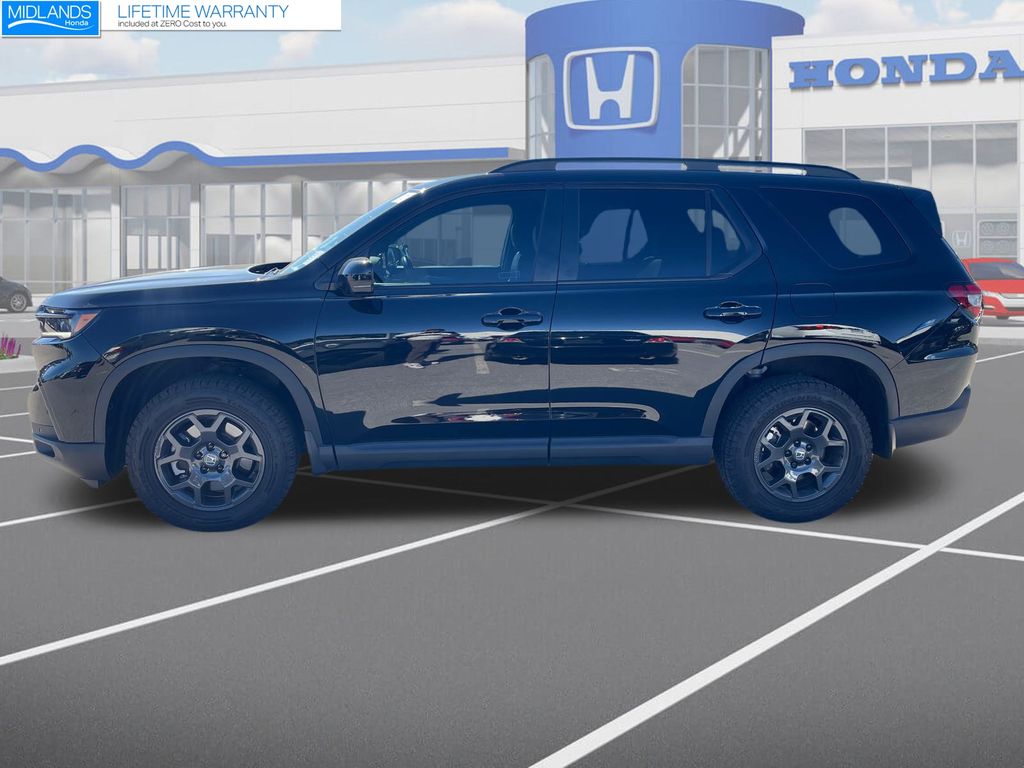 2025 Honda Pilot TrailSport photo 4