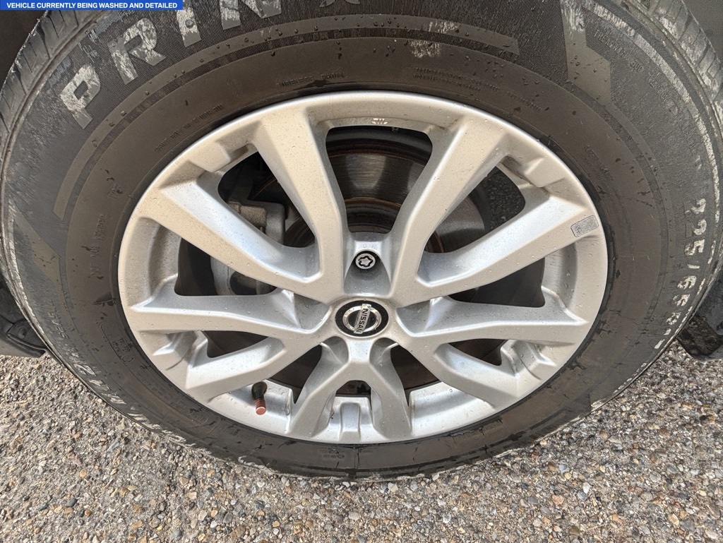 2020 Nissan Rogue SV photo 8