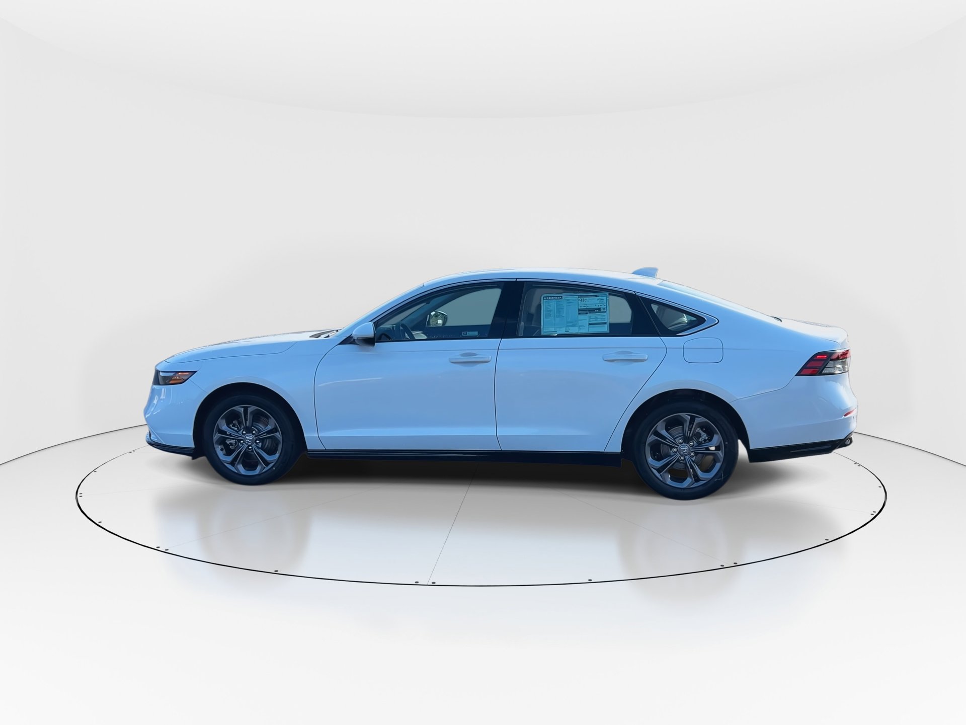 2025 Honda Accord Hybrid EX-L photo 4