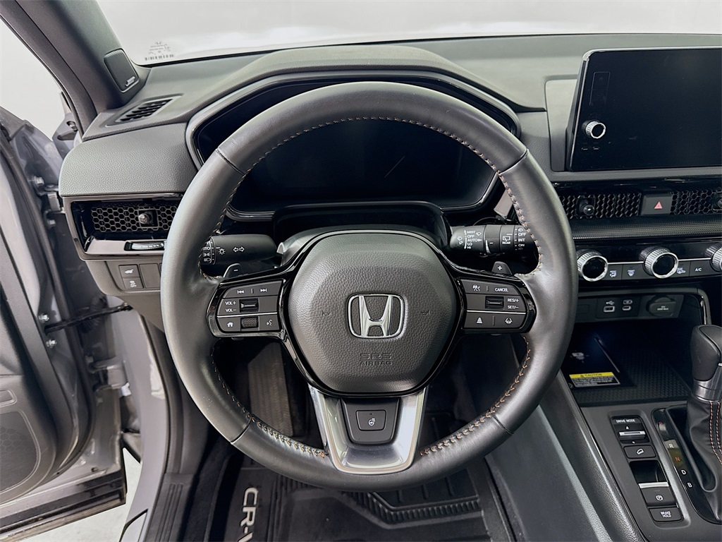 2024 Honda CR-V Hybrid Sport Touring photo 4