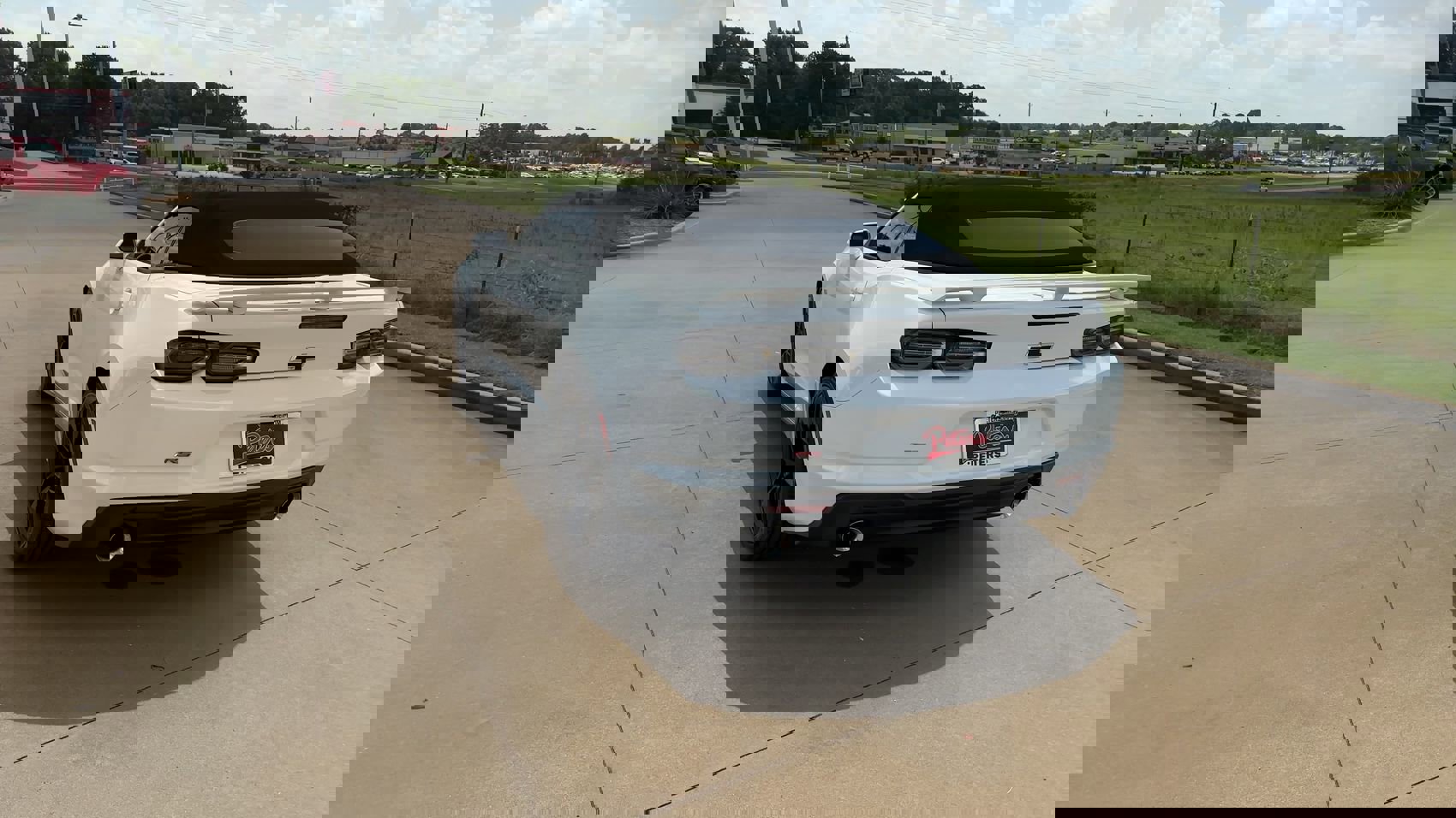 2023 Chevrolet Camaro 2LT photo 7