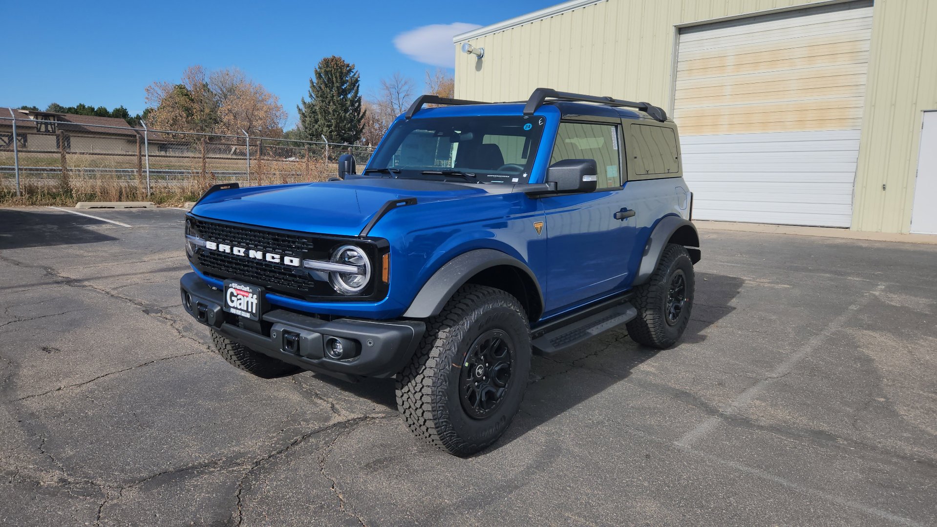 2025 Ford Bronco Badlands photo 2