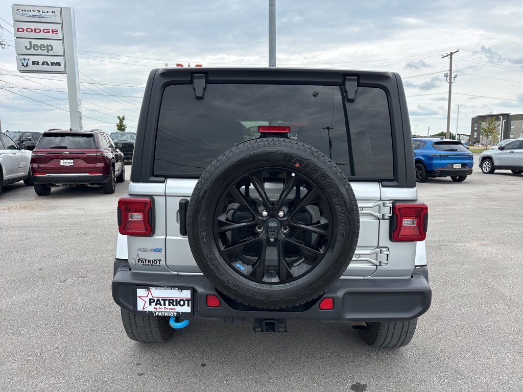 2023 Jeep Wrangler Sahara 4xe photo 4