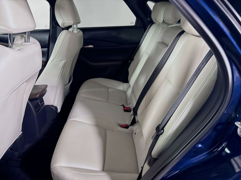 2022 Mazda CX-30 2.5 S Premium photo 18