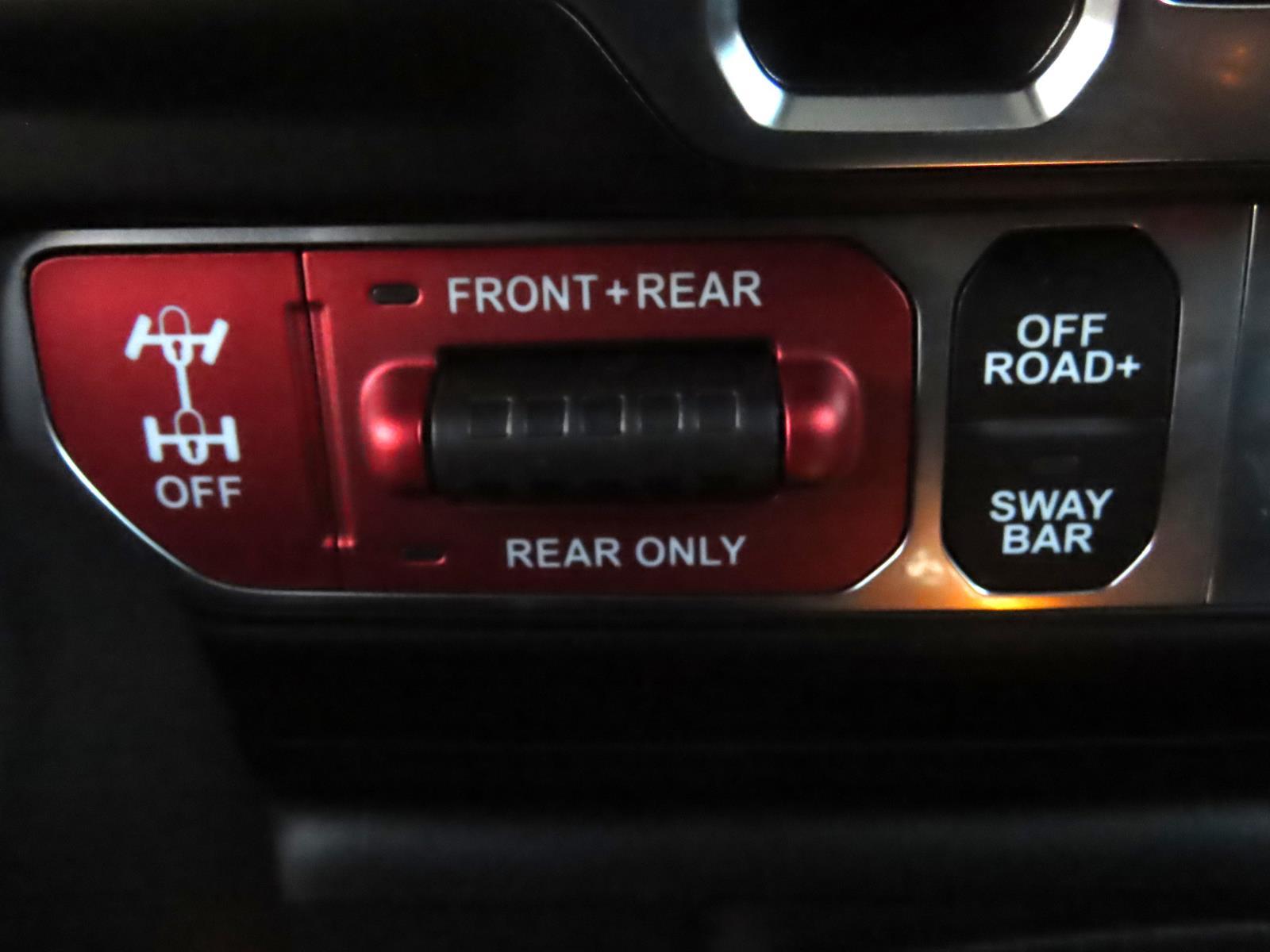 2025 Jeep Wrangler Rubicon X photo 26