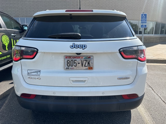 2019 Jeep Compass Latitude photo 3