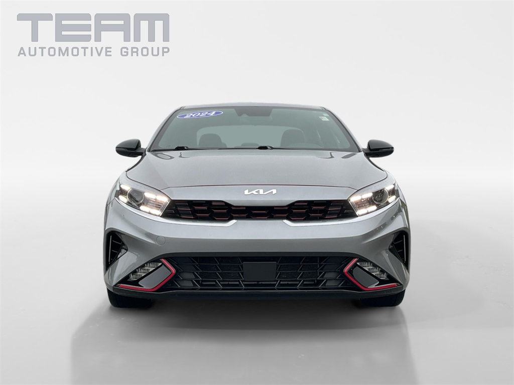 2024 Kia Forte GT-Line photo 2