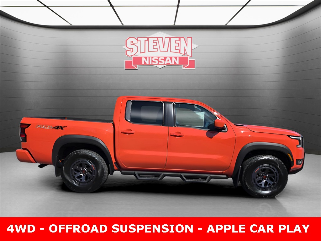 2025 Nissan Frontier PRO-4X photo 2
