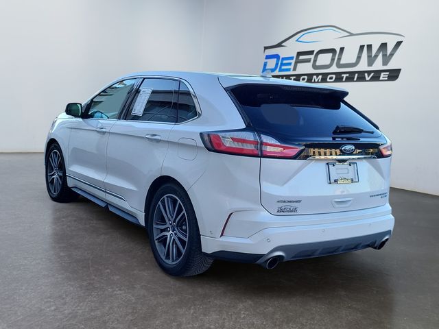 2019 Ford Edge Titanium photo 4