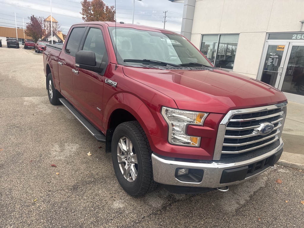 2015 Ford F-150 XLT photo 3