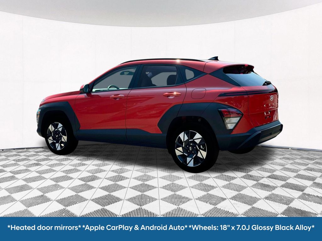 2025 Hyundai Kona SEL photo 4