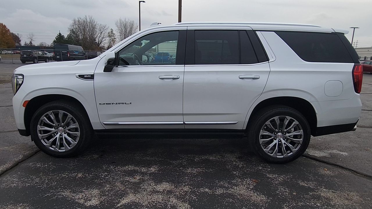 2021 Gmc Yukon Denali photo 4