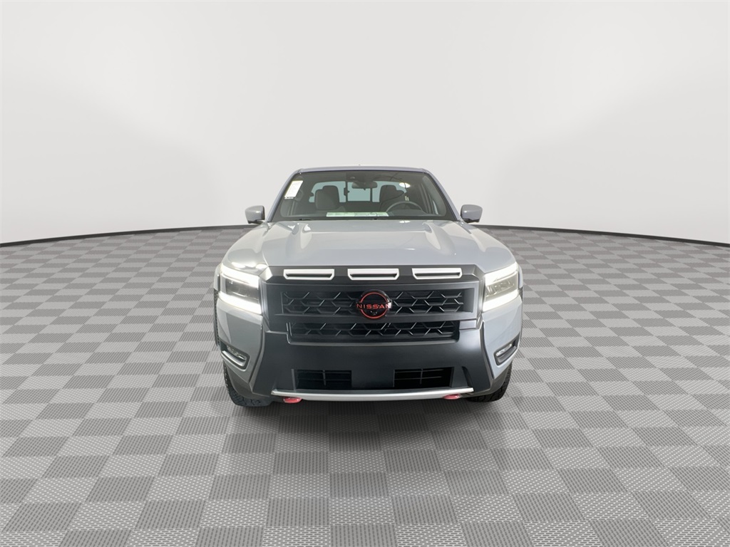 2025 Nissan Frontier PRO-X photo 3