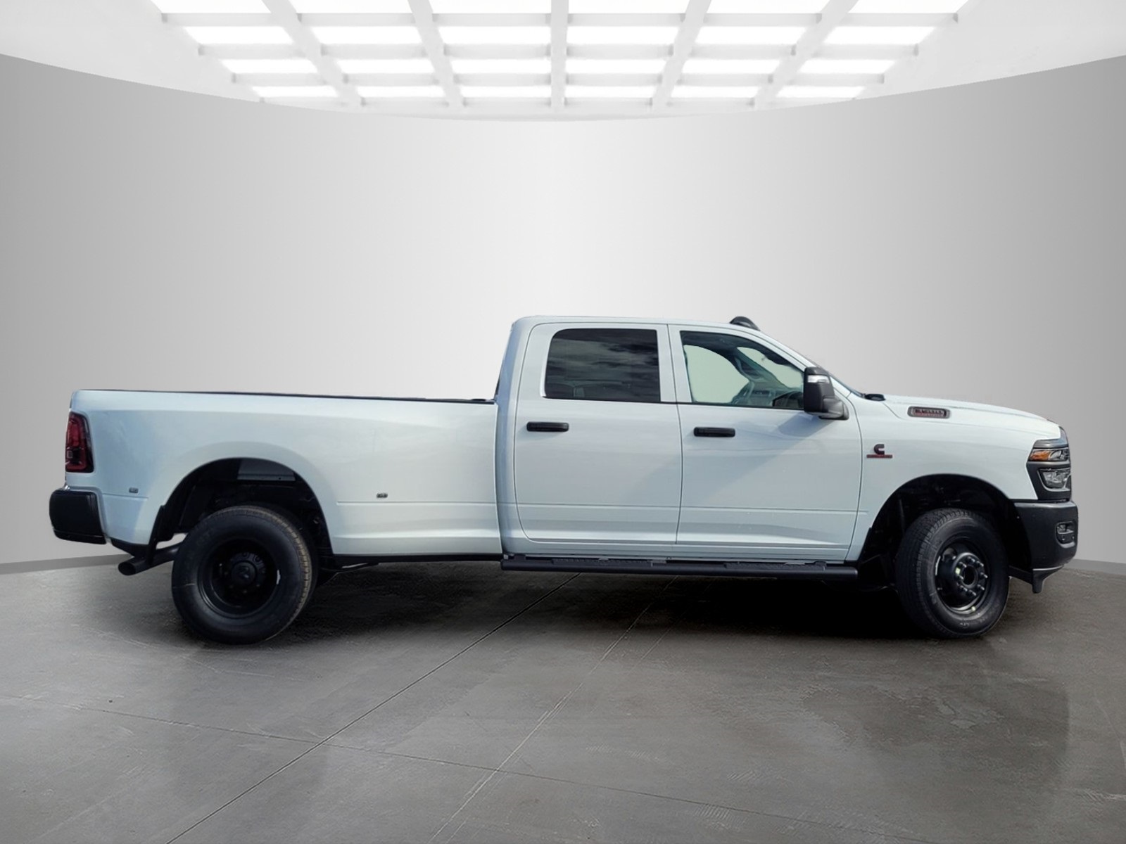 2026 Ram 3500 Tradesman photo 3