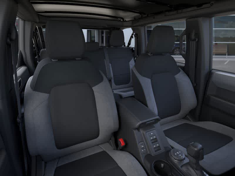 2025 Ford Bronco Base photo 10