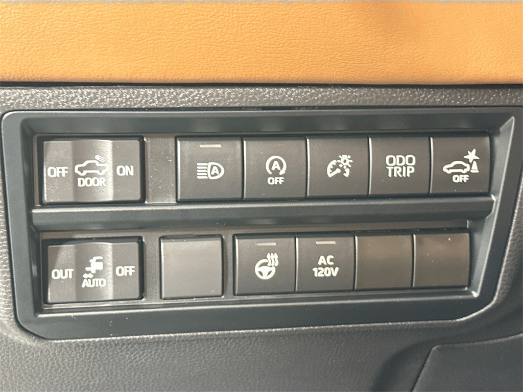 2024 Toyota Tundra 1794 Edition photo 13