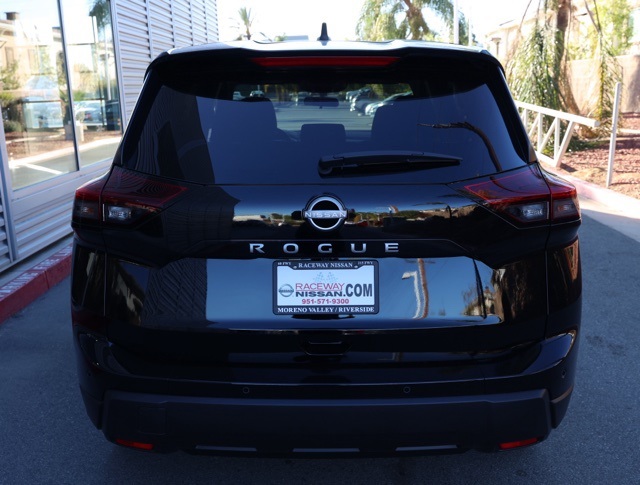 2025 Nissan Rogue S photo 5