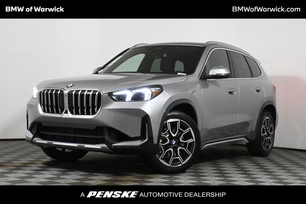 2026 BMW X1 28i's photo