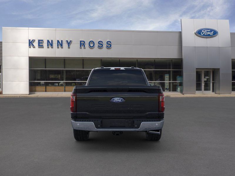 2025 Ford F-150 XLT photo 5