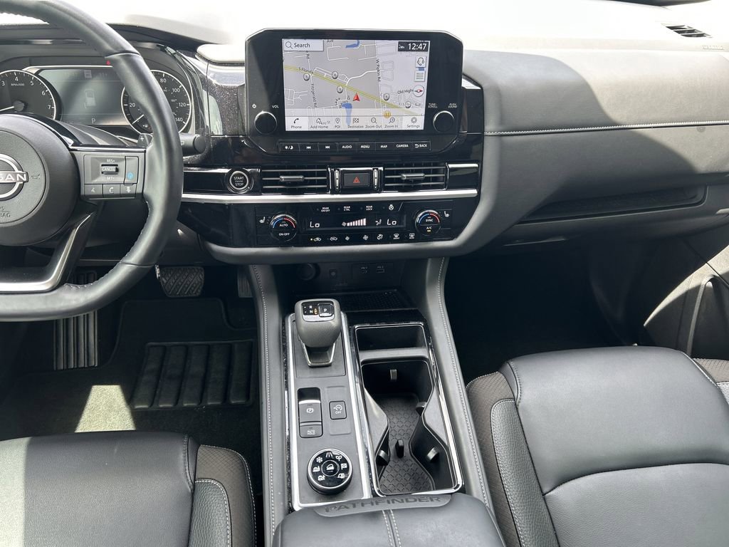 2024 Nissan Pathfinder SL photo 15