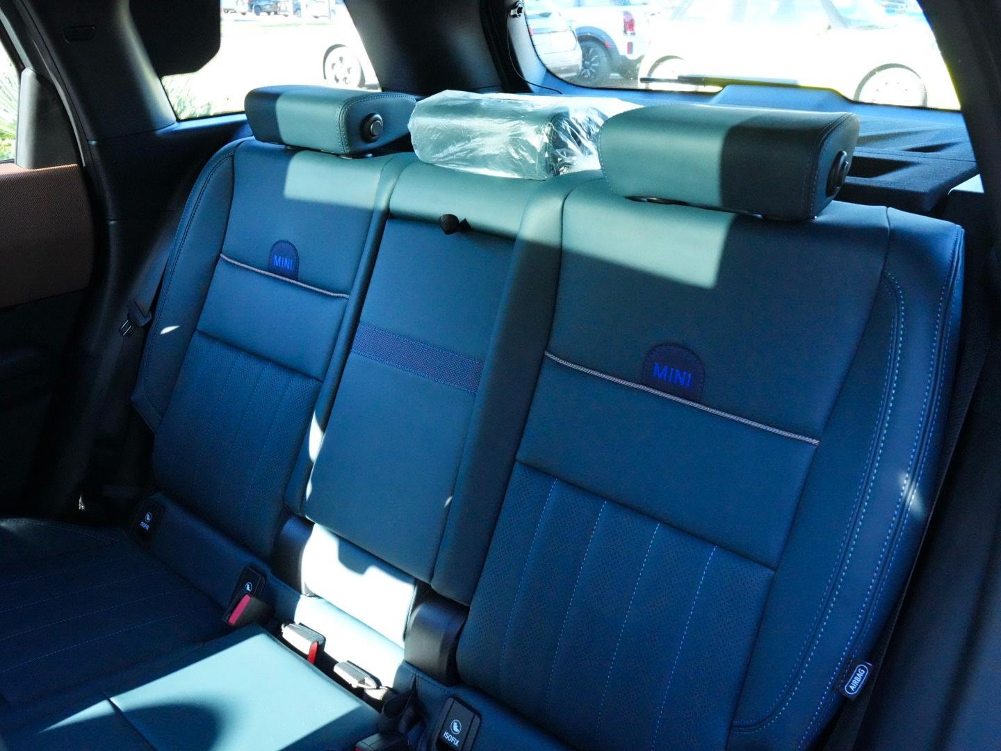 2026 Mini Countryman Signature ALL4 photo 3