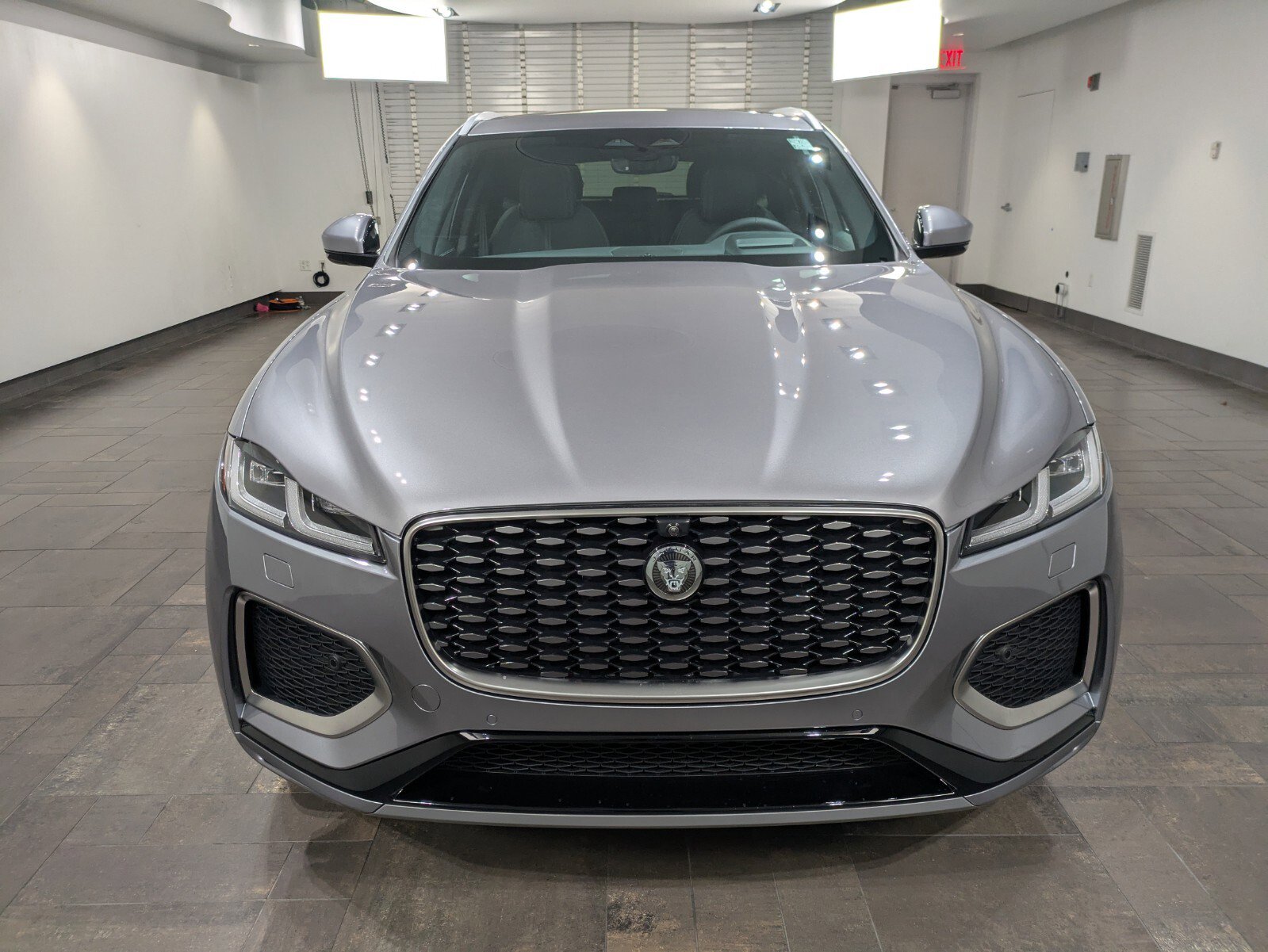2026 Jaguar F-PACE P250 R-Dynamic S photo 2