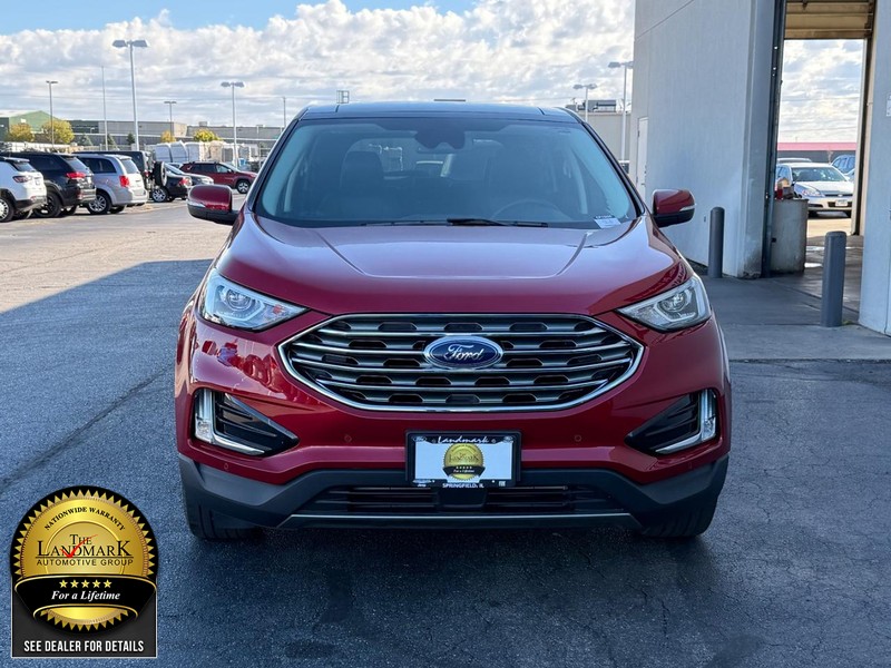 2020 Ford Edge Titanium photo 4