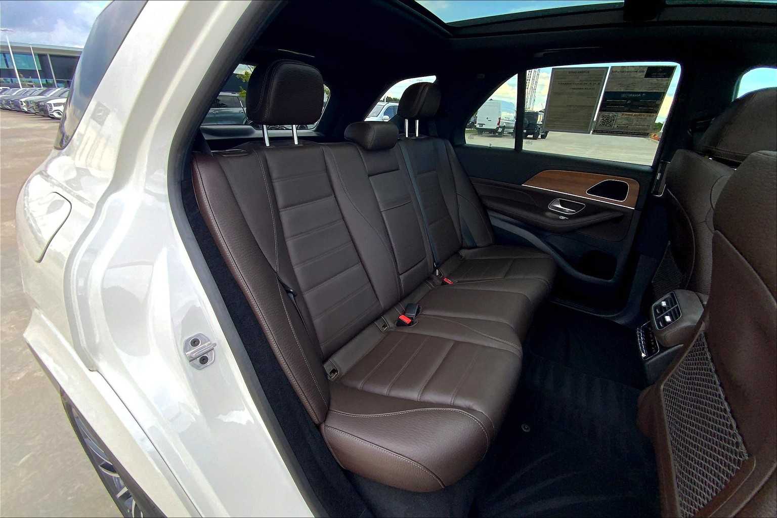 2022 Mercedes Benz GLE 450 4MATIC photo 16